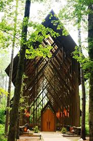 Glass Chapel In The Woods Intimate Weddings Small Wedding Blog Diy Wedding Ideas For Small And Intimate Weddings Real Small Weddings Chapel In The Woods Glass Chapel Thorncrown Chapel