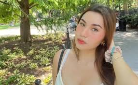 Audrey Davis's steamy encounter from the viral clip