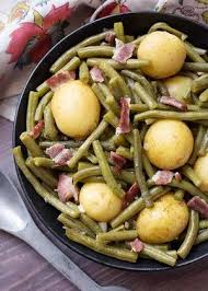 Instant Pot Green Beans With Potatoes And Bacon Recipe Green Bean Recipes Green Beans And Potatoes Southern Green Bean Recipes