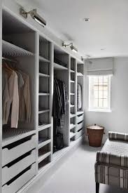 1001 Ideen Fur Ankleidezimmer Mobel Die Ihre Wohnung Verzaubern Werden Kleiderschrank Fur Dachschrage Begehbarer Kleiderschrank Selber Bauen Offener Kleiderschrank