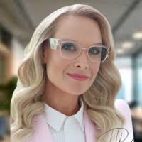 30+ "Petra Navarro" profiles