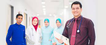 In 1999, a new sungai buloh hospital (130 acre) development project was started to meet the growing population needs around this area and to reduce the outflow of patients at the kuala. Uitm Private Specialist Centre Uitmpsc