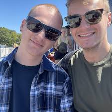 Daniel Sundberg and Chase Deal's Wedding Website