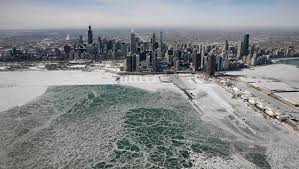 Cuaca sejuk yang melanda di beberapa kawasan di semenanjung malaysia adalah fenomena sementara, namun situasi tersebut mampu berlaku lagi jika angin sejuk monsun timur laut dari siberia, china melalui semenanjung malaysia. Bagaimana Berada Dalam Cuaca Sejuk Melampau Tiga Warga Malaysia Ini Berkongsi Rasa News Rojak Daily