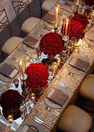 Aha A Mirror Table Runner I Love Everything About This The Shimmery Tablecloth The Sparkly Chargers The Silver Satin The Silver Cand Secret In 2019