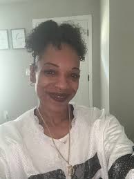 who offers knotless twist with hair blowout?