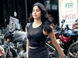 Find janhvi kapoor news headlines, photos, videos, comments, blog posts and opinion at the indian express. Photos Janhvi Kapoor Gets Trolled For Wearing Bodycon Dress Entertainment Photos Gulf News