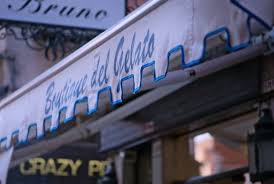 Somebody Feed Phil Venice Phil Rosenthal World In 2020 Gelato Italy Gelato Venice