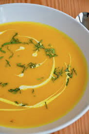 Kurbissuppe Mit Kokosmilch Und Ingwer Kurbissuppe Kokosmilch Kurbissuppe Kurbissuppe Mit Ingwer