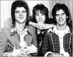 He also plays the violin, mandolin, bass and keyboards. Bay City Rollers Facts And Myths Home Facebook
