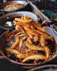 5 resep pisang goreng yang mudah, kudapan nikmat yang merakyat. 5 Jajanan Manis Sore Yang Populer Banget Di Sosmed