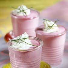 Verrines De Betterave Au Fromage Ail Et Fines Herbes Recettes Recette Recette Verrine Verrines Betterave Verrines Salees
