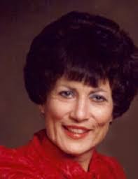 Marie Toombs's Instagram, Twitter & Facebook