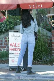 Mark ronson confirms he's engaged to meryl streep's daughter grace gummer. Eiza Gonzalez Street Style Los Angeles 02 27 2021 Celebmafia