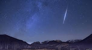 Animated falling stars on gifs blue meteor shower black and white gif with a shooting star on a background of tree crowns Gif Image Popular Meteor Shower Gif Background