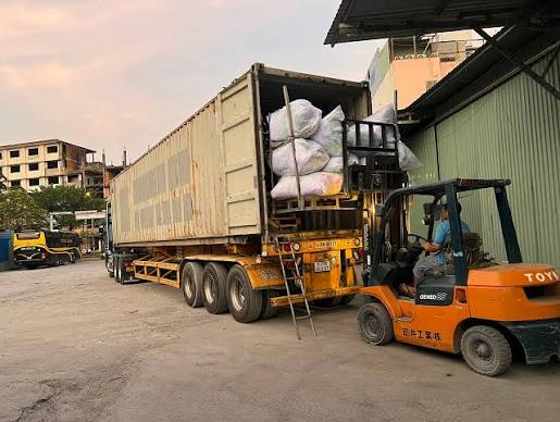 Vận chuyển pallet, bao bì công nghiệp từ Bình Dương đi TP.HCM – Đồng Nai – Long An