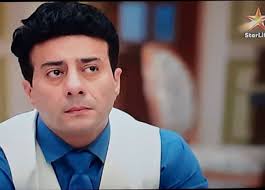 Steph curry Or Magic Johnson And why..... Don't forget the and why part  😂😂😂😂