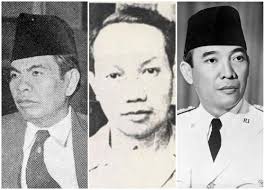 Perbedaan tersebut menandakan adanya dinamika dalam proses perumusan dasar negara tersebut. Ada Soepomo Ini Profil Singkat 3 Tokoh Perumus Pancasila