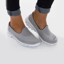 Overall rating as the name would suggest, the skechers women's go walk 3 shoe has been designed with walking in mind. ØªØ´Ø®ÙŠØµ Ø§Ù„Ø¨ÙˆØ¨ ÙŠØ±ØªØ¹Ø´ Skechers Go Walk Size 3 Psidiagnosticins Com