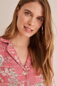 Classic maroon capri cherry blossom pyjamas