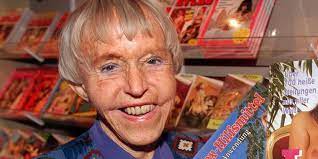 Lewis (1891) an elementary latin dictionary … Erotik Unternehmerin Zdf Verfilmt Das Leben Von Beate Uhse Haz Hannoversche Allgemeine