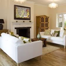 35 Unique Living Room Art Ideas Frieze Decortez Framed Wall Art Framed Canvas Art Thatched House