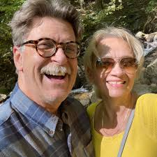 Lana Mcleod's Instagram, Twitter & Facebook