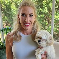 Sheila Bayes's Instagram, Twitter & Facebook