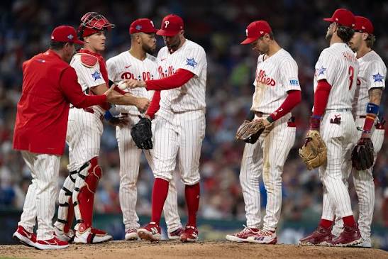Phillies Collapse as Cubs Rally for 10–4 Win