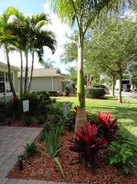 Landscaping In Vero Beach Fl Construction Landscape Tropical Landscape Design Low Maintenance Landscaping Backyard Landscaping