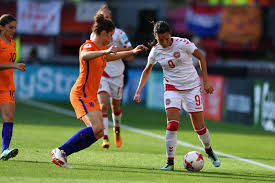 Her birthday, what she did before fame, her family life, fun trivia facts, popularity rankings, and more. Nadia Nadim From Afghan Refugee To Football Star Infomigrants