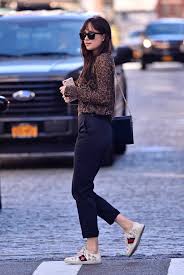 Pin By Manisha Kumar On Style In 2020 Dakota Johnson Style Dakota Johnson Street Style Dakota Style