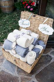 25 Beautiful Wedding Souvenirs Ideas For Your Invitation Guest Wedding Gift Favors Creative Wedding Favors Wedding Gifts For Guests