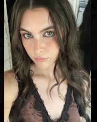 Rebecca Malloy's Instagram, Twitter & Facebook