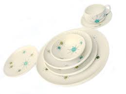 In 1954, franciscan china released starburst in keeping with the futuristic trends of the 1950s. Franciscan Starburst Atomic Earthenware History Collectors Weekly
