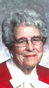 Barbara Bloxham's Instagram, Twitter & Facebook