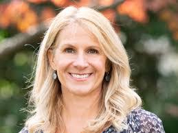 Sandy Fitzpatrick's Instagram, Twitter & Facebook