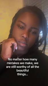 Nicole Beans (@peanutsnchocolate)