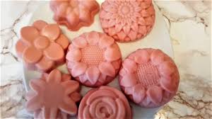 как сделать жидкое мыло в домашних условиях из обмылков Kak Svarit Mylo Iz Obmylkov How To Make Soap From Remnants Youtube