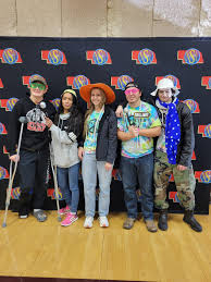 Morrill's Outstanding Actors: Serenidy...