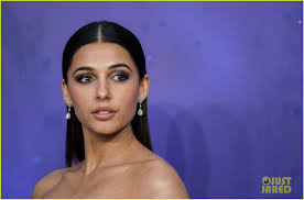 Naomi Scott & Mena Massoud Join Will Smith at 'Aladdin's London Premiere!:  Photo 1234286