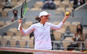 Records tumbled following iga świątek's incredible straight sets victory in paris. Iga Swiatek Vs Sofia Kenin Di Final Putri Tenis Prancis Terbuka Sport Bisnis Com