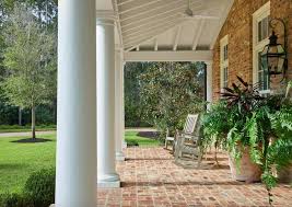 The hyatt regency atlanta offers modern and confortable rooms that are very well maintained and surrounded by a pleasant atmosphere. Timeless Coastal Retreat With Relaxed Interiors On Saint Simons Island