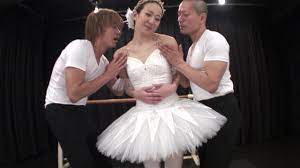 有名な日本のバレエダンサーはセックスマニアックです 