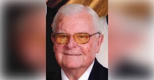 Dale Nunn's Instagram, Twitter & Facebook