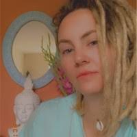 Carly Golden's Instagram, Twitter & Facebook