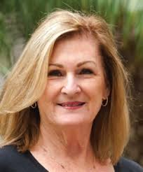 Tricia Dow's Instagram, Twitter & Facebook