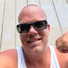 Got my first crown win 😁 Am I right in thinking that when your a low level  you are put up against players similar level as you are?