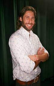 David mayer de rothschild is a british adventurer, ecologist, and environmentalist and head of sculpt the future foundation, a charity that. Pin On Amour