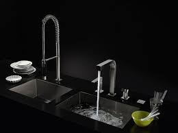 Neue Kuchenspultechnologie Von Dornbracht In Der Produktlinie Water Zones Spulbecken Design Kuchenspule Waschbecken Design